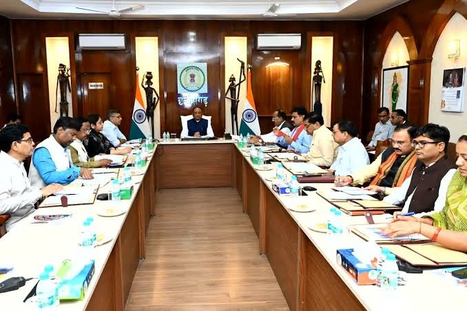 CG Cabinet : साय कैबिनेट ने लिए ये बड़े फैसले, छत्तीसगढ़ में 15 नवंबर से धान खरीदी…